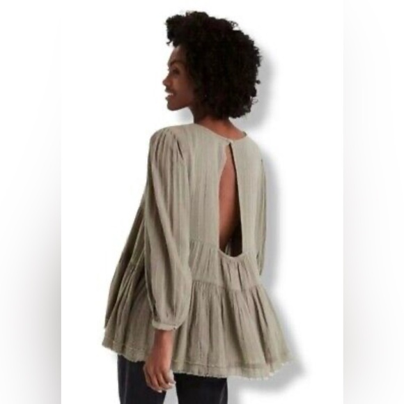 AE Tiered Babydoll blouse top - Picture 8 of 8